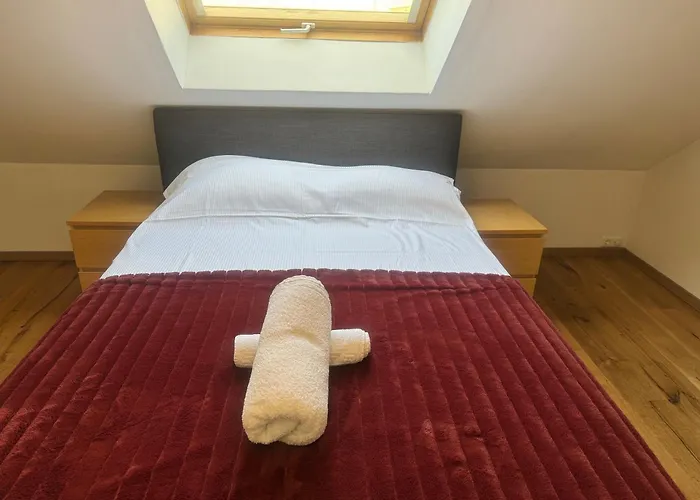 Lovely Villa Monte Close To Cologne With Three Bedrooms And One Bathroom