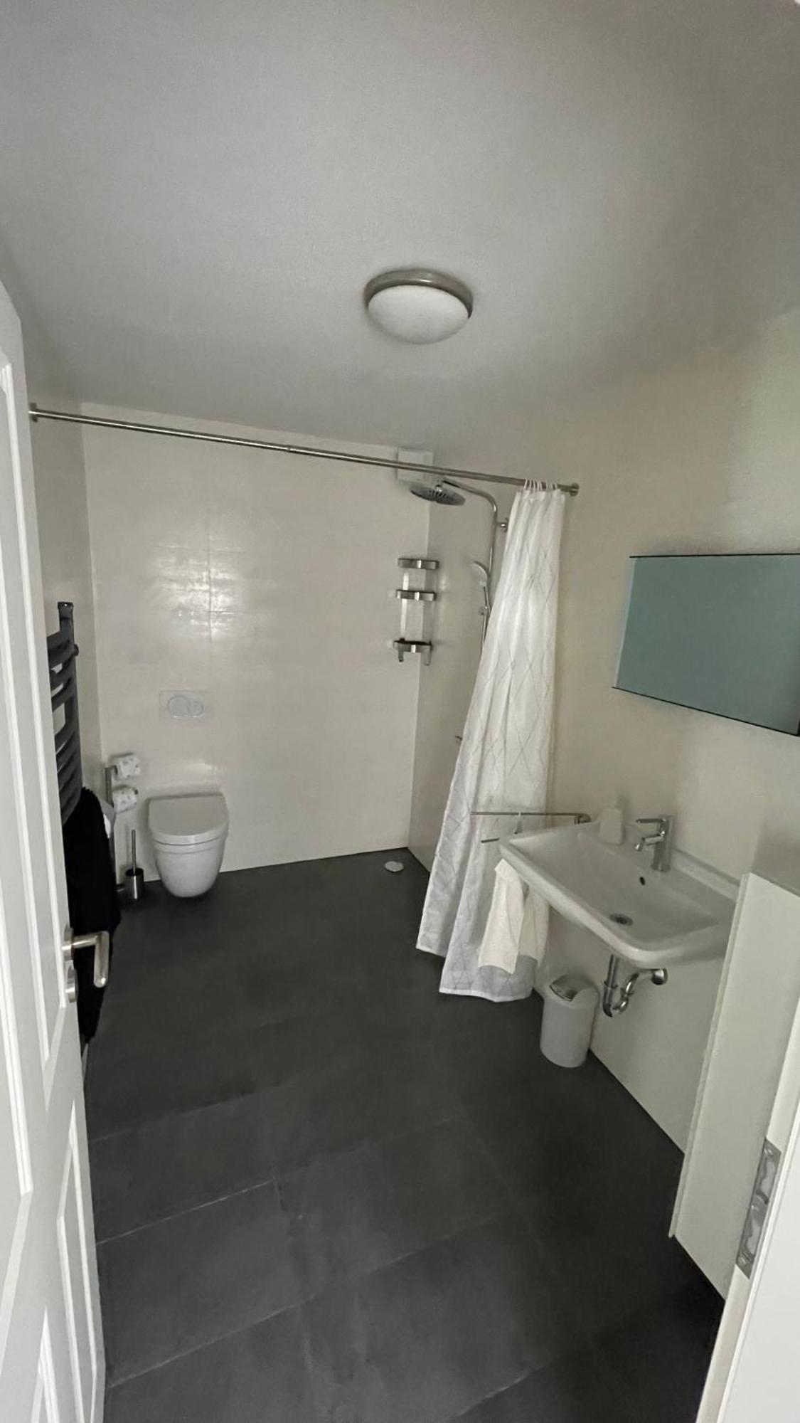 Lovely Monte Close To Cologne With Three Bedrooms And One Bathroom Apartment Frechen