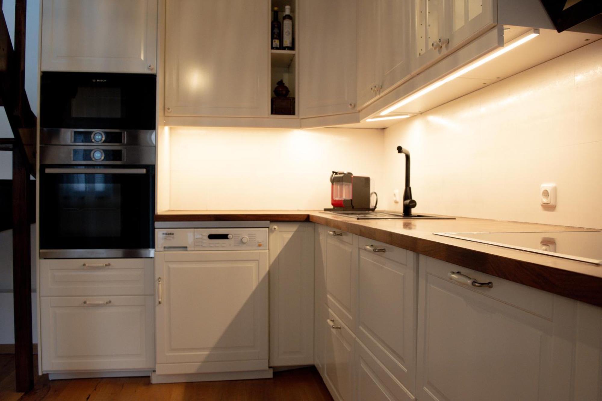 Lovely Monte Close To Cologne With Three Bedrooms And One Bathroom