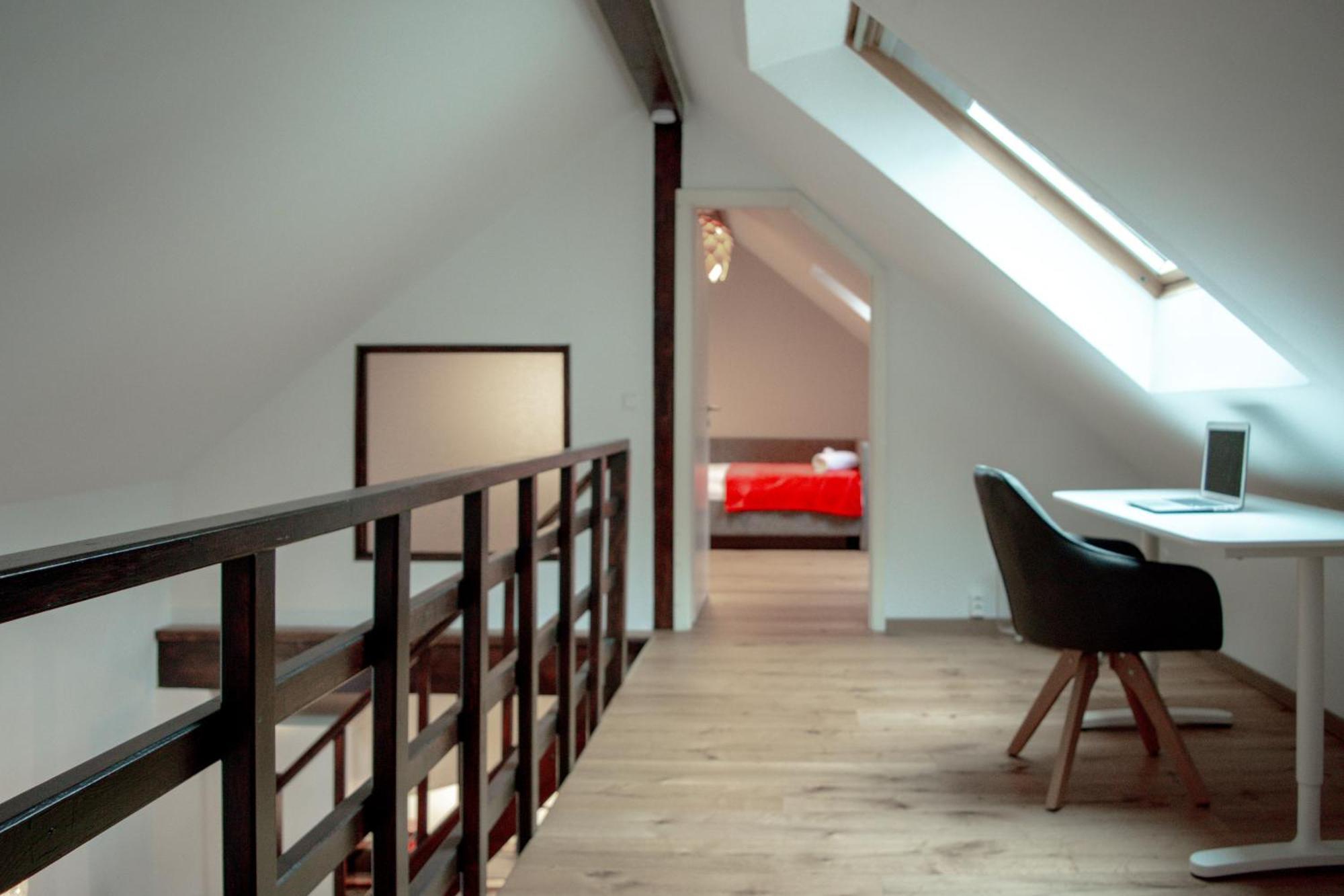 Apartment Lovely Monte Close To Cologne With Three Bedrooms And One Bathroom Frechen