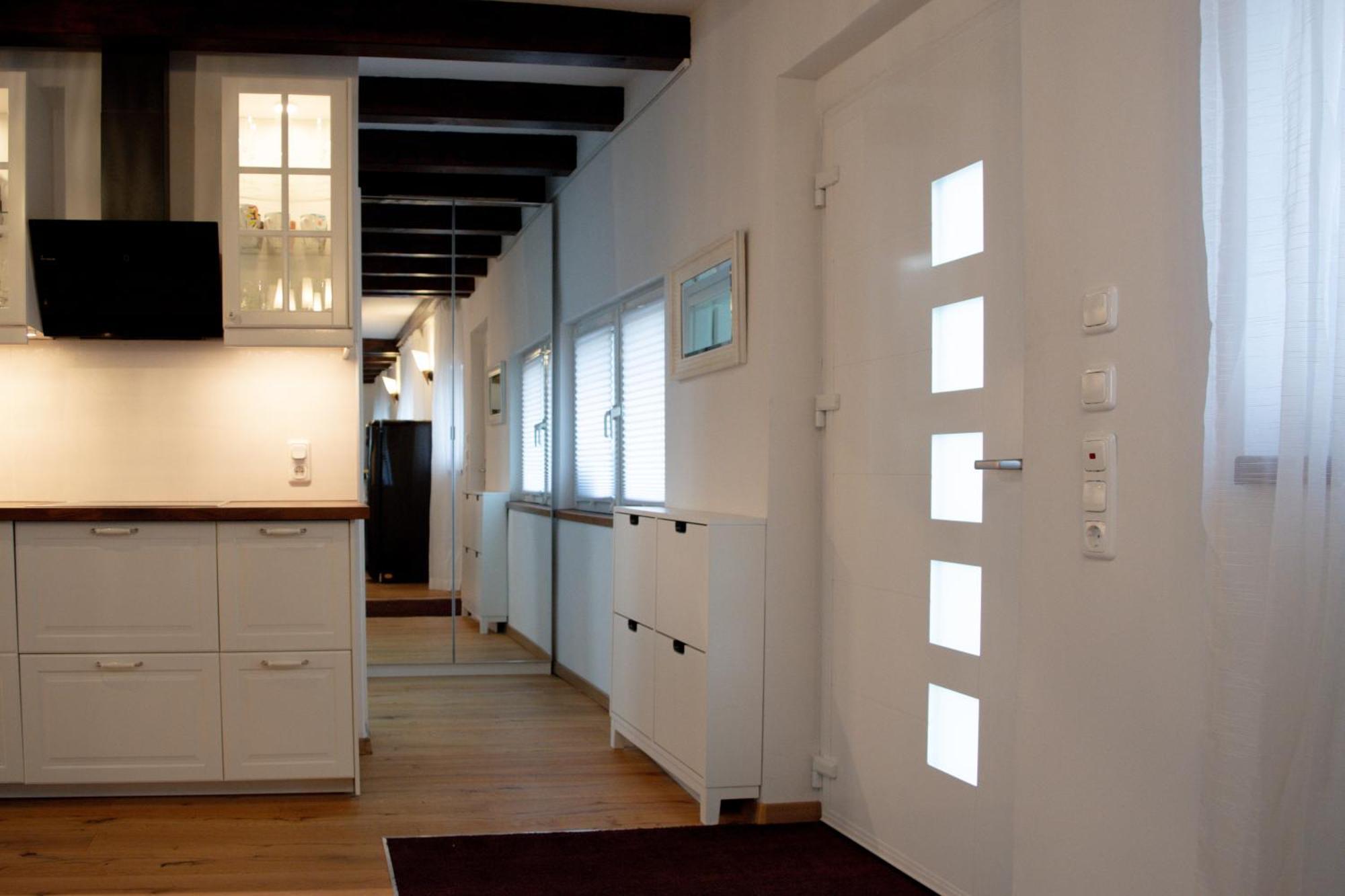Lovely Monte Close To Cologne With Three Bedrooms And One Bathroom * Frechen
